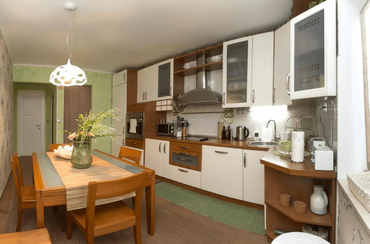 Beach Apartment Butterfly With Sea View Сплит Екстериор снимка