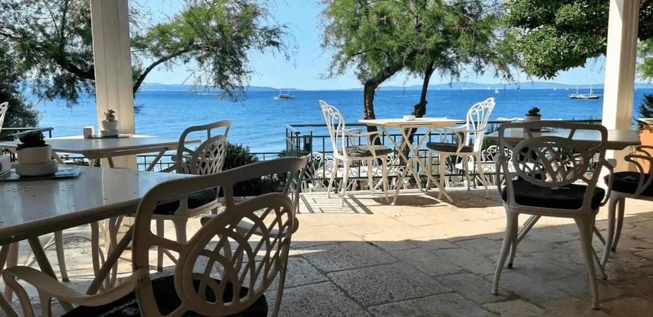 Beach Apartment Butterfly With Sea View Сплит Екстериор снимка