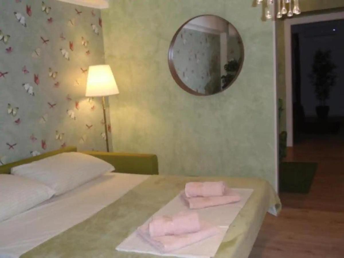 Beach Apartment Butterfly With Sea View Сплит Екстериор снимка